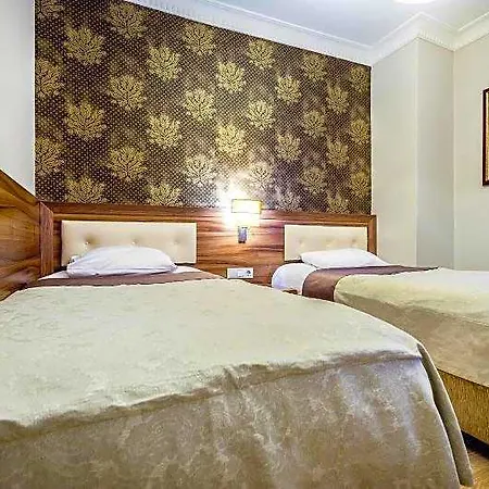 My Rose Hotel