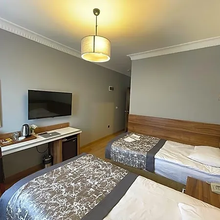 My Rose Hotel 3*
