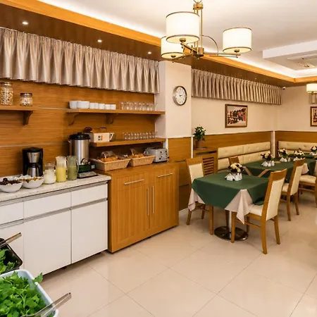 My Rose Hotel 3*